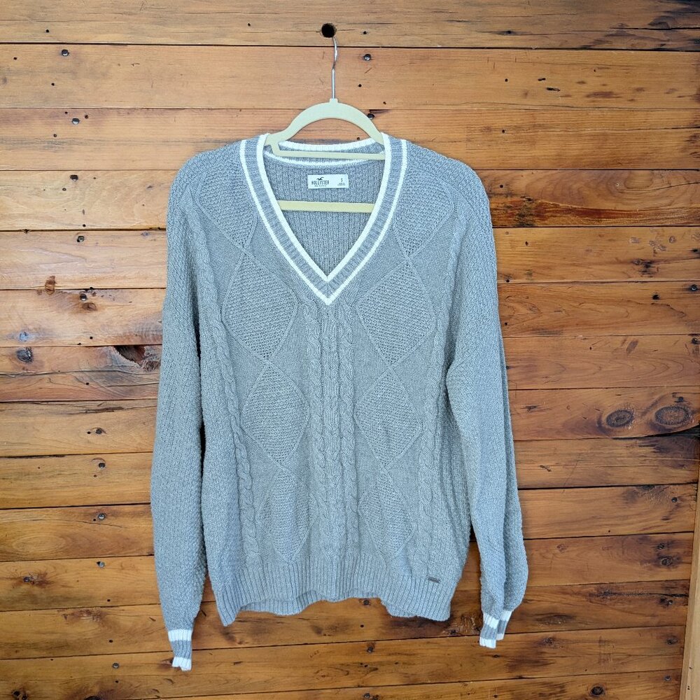 Hollister Grey V-Neck Knit Pullover Sweater White Line Accents Women's Size S